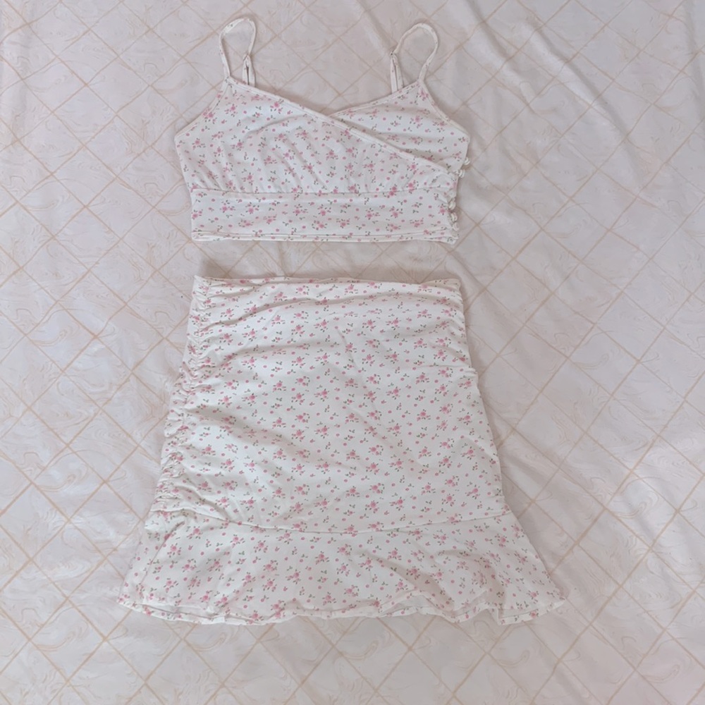Tiger Mist two set skirt and crop top